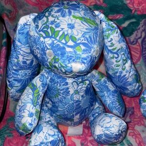 Lilly Pulitzer bunny 🐰 🦋🐬
